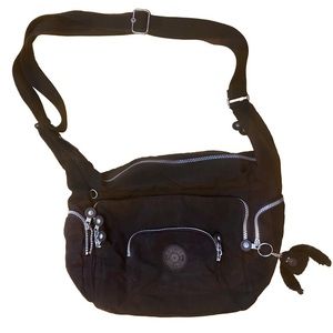 **SOLD** Kipling Women's Europa Shoulder / Crossbody bag.